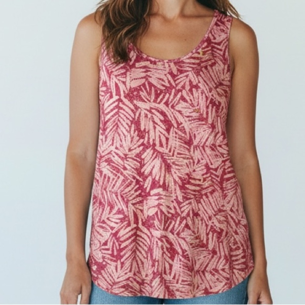 a.n.a Size 0X Pink Leaf-Print Tank Top